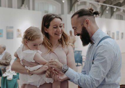 small intimate wedding of ana and santi in new york with a professional wedding photographer